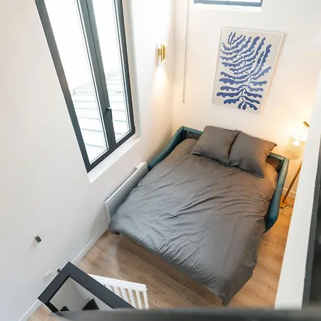 Loft House 2 Bedroom Bastille Ac By Lcc Agency Paris