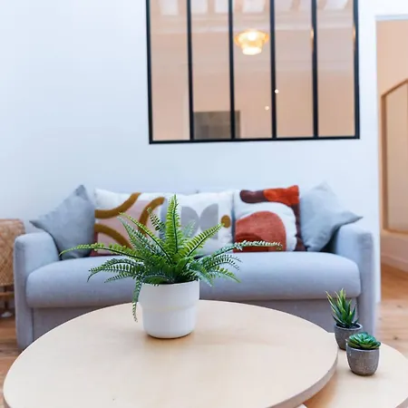 Loft House 2 Bedroom Bastille Ac By Lcc Agency