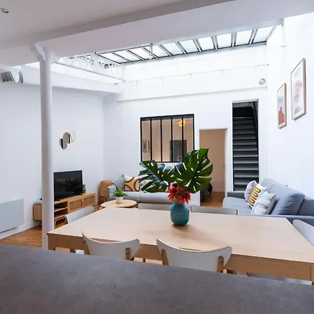 Loft House 2 Bedroom Bastille Ac By Lcc Agency